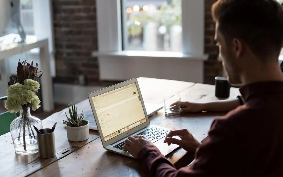 Online Eğitim Platformu Nasıl Kurulur? Kurumlar İçin 4 Adımlı Rehber